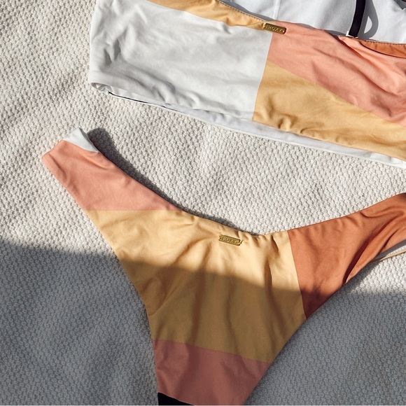 NWT Roxy crop top color block bikini - Picture 4 of 4